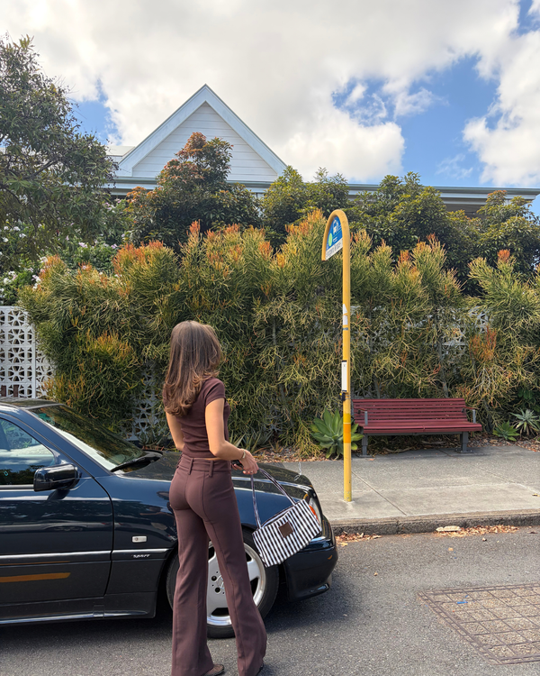 Petite Femme