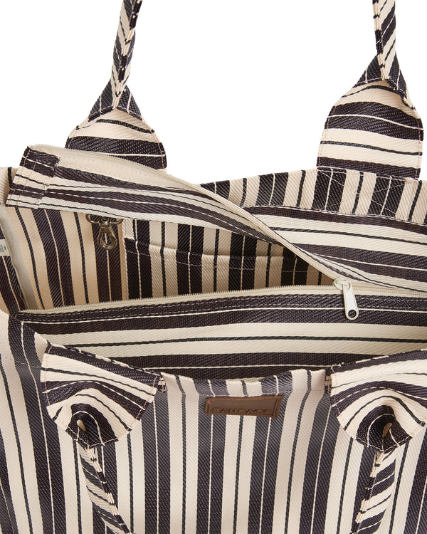 Grand Tote